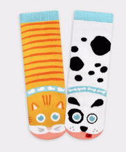 Load image into Gallery viewer, Dog &amp; Cat | Kid Socks| Pals Fun Mismatched Socks
